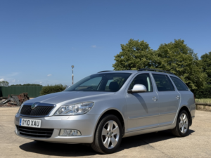 2010 Skoda Octavia 1.8 Tsi Elegance in Silver — image 6