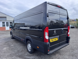 2021 Peugeot Boxer 2.2 Bluehdi 435 Professional. Brand New Engine (main Dealer) Ac. Nav in Black — image 5