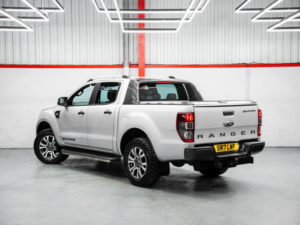2017 Ford Ranger 3.2 Tdci Wildtrak Auto 4WD Euro 5 4dr in Silver — image 4