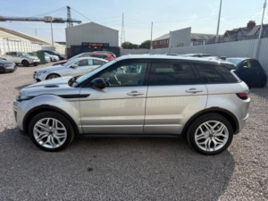 2017 Land Rover Range Rover Evoque 2.0 Td4 Hse Dynamic Lux SUV 5dr Diesel Auto 4WD Euro 6 (s/s) (180 Ps) in Gold — image 6