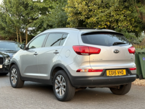 2015 Kia Sportage 1.7 Crdi Ecodynamics 2 in Silver — image 2
