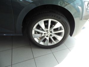 2021 Skoda Kamiq 1.0 Tsi Se Euro 6 (s/s) 5dr in Grey — image 5