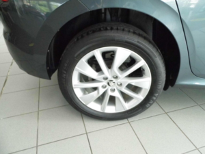 2021 Skoda Kamiq 1.0 Tsi Se Euro 6 (s/s) 5dr in Grey — image 6