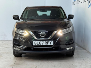 2018 Nissan Qashqai 1.2 Dig-T Acenta Euro 6 (s/s) 5dr in Black — image 2