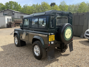 1998 Land Rover Defender 90 Now Sold 2.5 300tdi County*great Example*lite Refurb* in Green — image 4
