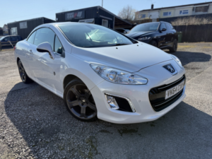 2014 Peugeot 308 Cc 2.0 Hdi Roland Garros in White — image 3