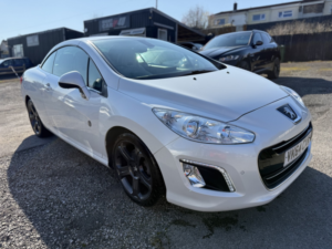 2014 Peugeot 308 Cc 2.0 Hdi Roland Garros in White — image 6