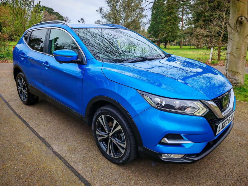 2017 Nissan Qashqai 1.2 Dig-T N-Connecta Euro 6 (s/s) 5dr in Blue — image 1