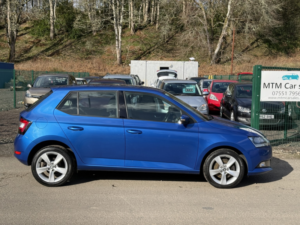 2020 Skoda Fabia 1.0 Tsi Se L in Blue — image 5