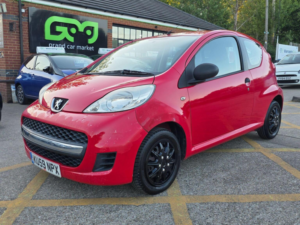 2009 Peugeot 107 1.0 12v Urban Lite Euro 4 3dr in Red — image 2