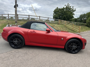 2010 Mazda Mx-5 1.8 I Miyako in Red — image 2