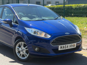 2014 Ford Fiesta 1.25 Zetec Euro 5 5dr in Blue — image 3