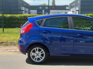 2014 Ford Fiesta 1.25 Zetec Euro 5 5dr in Blue — image 6
