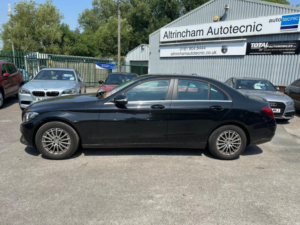 2015 Mercedes-Benz C Class 2.0 C200 Se (executive) G-Tronic+ Euro 6 (s/s) 4dr in Black — image 5