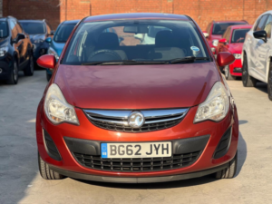 2012 Vauxhall Corsa 1.4 16v Exclusiv Auto Euro 5 3dr (a/c) in Orange — image 2