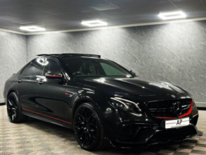 2018 Mercedes-Benz E Class 4.0 E63 V8 Biturbo Amg S (premium) Spds Mct 4matic+ Euro 6 (s/s) 4dr in Black — image 4