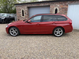 2016 BMW 3 Series 2.0 320d Xdrive M Sport Touring in Red — image 4