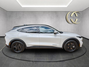 2021 Ford Mustang Mach-E Extended Range 91kwh 5dr in White — image 6