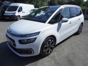 2020 Citroen Grand C4 Spacetourer 1.5 Bluehdi Feel Plus Eat8 Euro 6 (s/s) 5dr in White — image 3