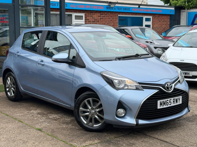 2015 Toyota Yaris 1.33 Dual Vvt-I Icon Euro 5 5dr Euro 5 in Blue — image 1