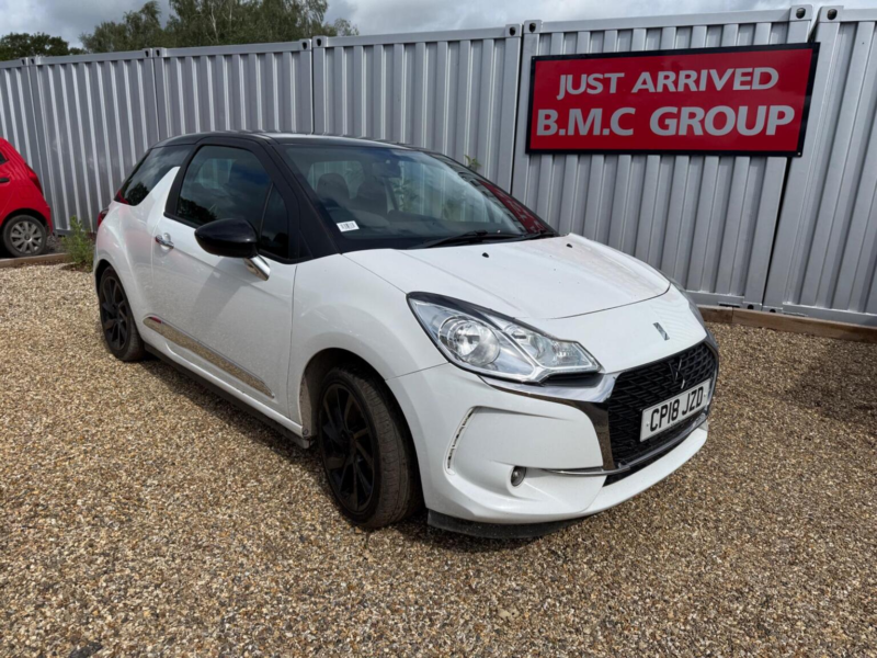 2018 Ds Automobiles Ds 3 1.2 Puretech Connected Chic Euro 6 (s/s) 3dr in White — image 1