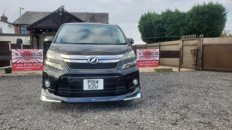 2014 Toyota Vellfire 3.5 V6 Auto Golden Eyes 2 in Black — image 1