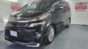 2014 Toyota Vellfire 3.5 V6 Auto Golden Eyes 2 in Black — image 3