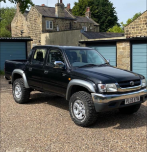 2005 Toyota Hilux Ref 8808 - Toyota Hi Lux 2.5 D Diesel Pick Up - Project (rhd – Ex Japan) in Black — image 2