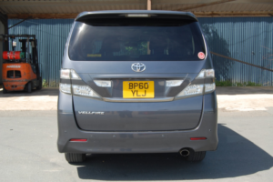 2010 Toyota Vellfire Platinum Selection in Grey — image 6