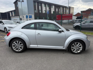 2014 Volkswagen Beetle 1.6 Tdi Bluemotion Tech Design Euro 5 (s/s) 3dr in Silver — image 6