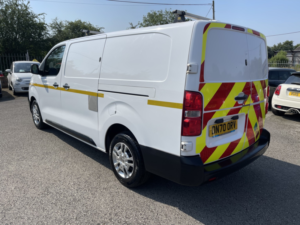 2020 Vauxhall Vivaro 1.5 Turbo D 2900 Dynamic in White — image 3
