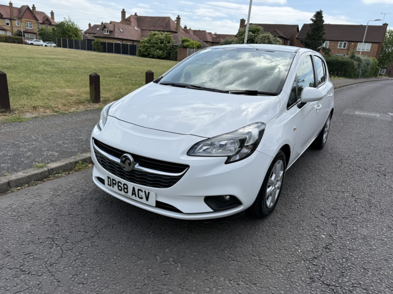 2019 Vauxhall Corsa 1.4 I Ecotec Design in White — image 1