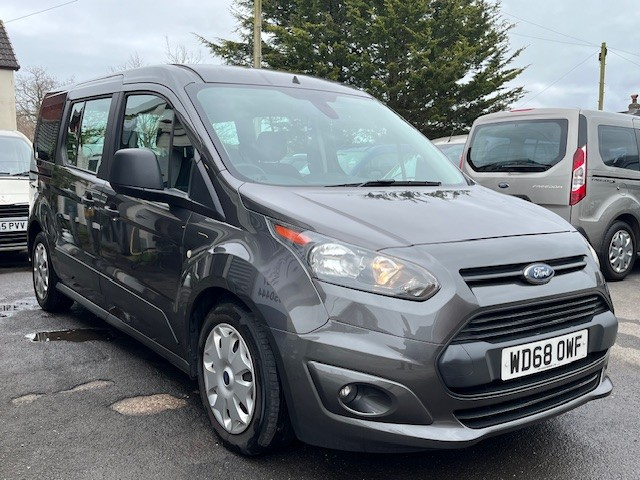 2018 Ford Grand Tourneo Connect 1.5 Ecoblue Zetec in Grey — image 1