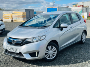 2017 Honda Jazz 1.3 I-Vtec S in Silver — image 3