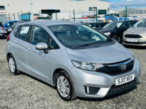 2017 Honda Jazz 1.3 I-Vtec S in Silver — image 6