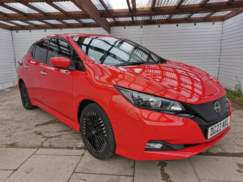 2023 Nissan Leaf 39kwh N-Connecta in Red — image 1