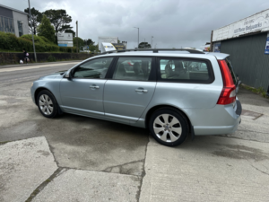 2007 Volvo V70 2.4 D Se in Blue — image 5