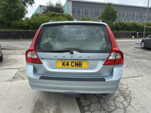 2007 Volvo V70 2.4 D Se in Blue — image 6