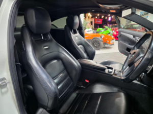 2013 Mercedes-Benz C Class 6.3 C63 V8 Amg Edition 125 Spds Mct Euro 5 2dr in White — image 4