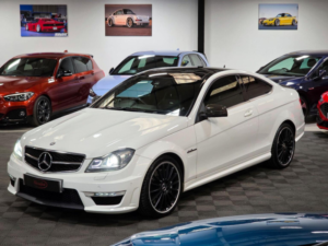 2013 Mercedes-Benz C Class 6.3 C63 V8 Amg Edition 125 Spds Mct Euro 5 2dr in White — image 6