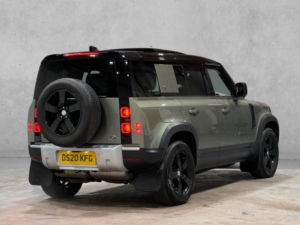 2020 Land Rover Defender 110 2.0 Sd4 First Edition Auto 4WD Euro 6 (s/s) 5dr in Green — image 5
