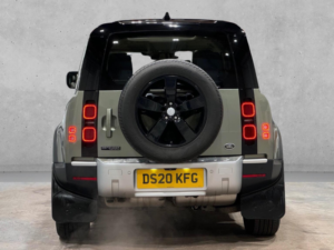 2020 Land Rover Defender 110 2.0 Sd4 First Edition Auto 4WD Euro 6 (s/s) 5dr in Green — image 6
