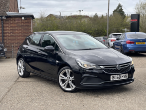 2018 Vauxhall Astra 1.6 I Turbo Gpf Sri Vx Line Nav in Black — image 2