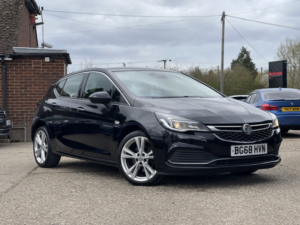 2018 Vauxhall Astra 1.6 I Turbo Gpf Sri Vx Line Nav in Black — image 3
