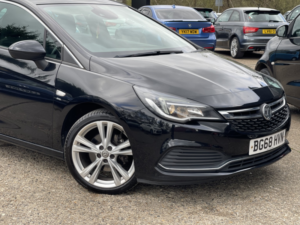 2018 Vauxhall Astra 1.6 I Turbo Gpf Sri Vx Line Nav in Black — image 4