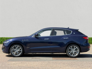 2018 Maserati Levante 3.0d V6 SUV 5dr Diesel Zf 4WD Euro 6 (s/s) (275 Ps) in Blue — image 4