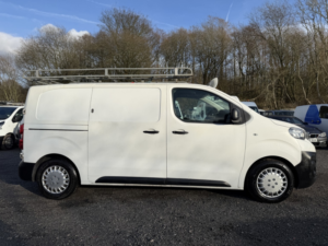 2018 Peugeot Expert 1.6 Bluehdi 1000 Professional in White — image 4
