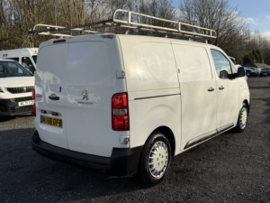 2018 Peugeot Expert 1.6 Bluehdi 1000 Professional in White — image 6