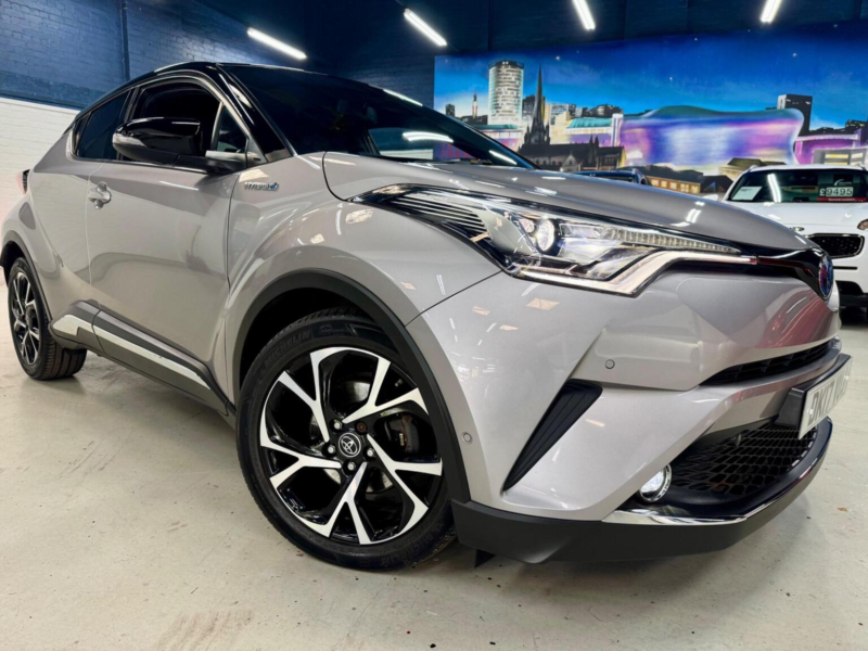 2017 Toyota C-Hr 1.8 Vvt-H Dynamic CVT Euro 6 (s/s) 5dr in Silver — image 1