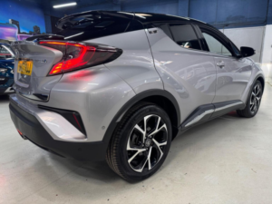 2017 Toyota C-Hr 1.8 Vvt-H Dynamic CVT Euro 6 (s/s) 5dr in Silver — image 4